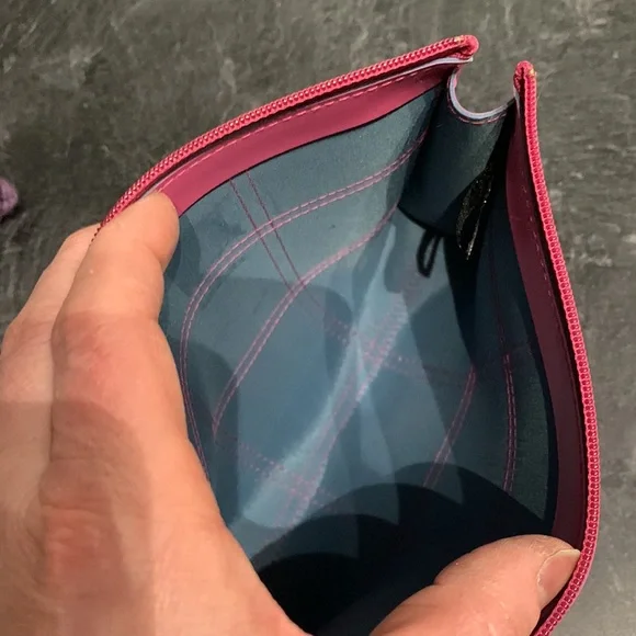 Estée Lauder make-up bag - Picture 3 of 5